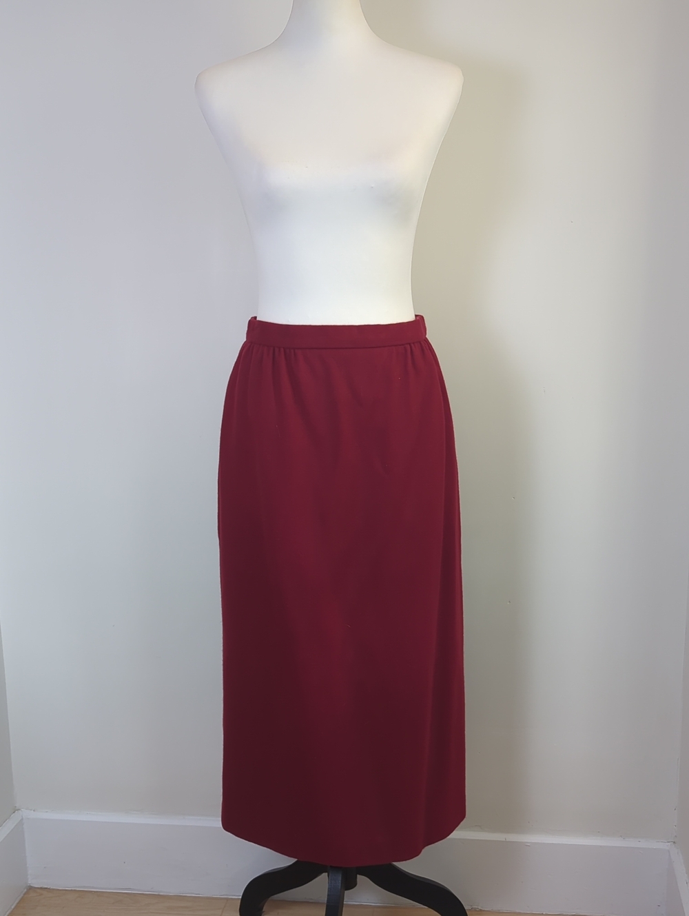 Vintage VBN Collectibles 100% Wool Burgundy Pencil Midi Skirt Office Siren
